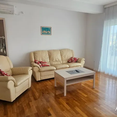 Petar Apartament *